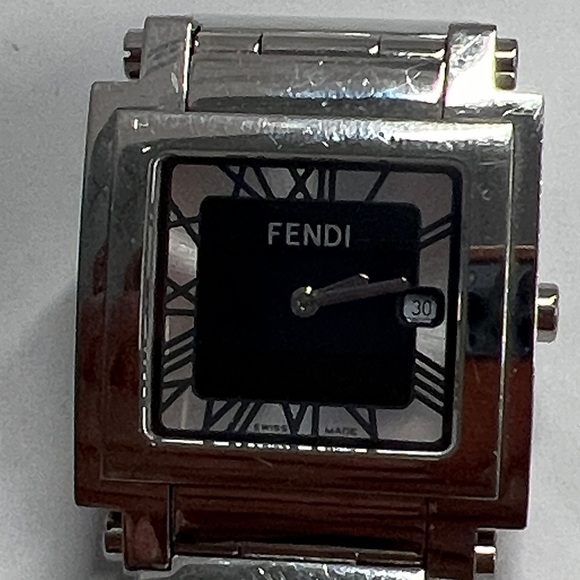 Fendi Quadro 6000G Stainless Steel Bracelet Wristwatch Black Dial Roman Numerals main image 5